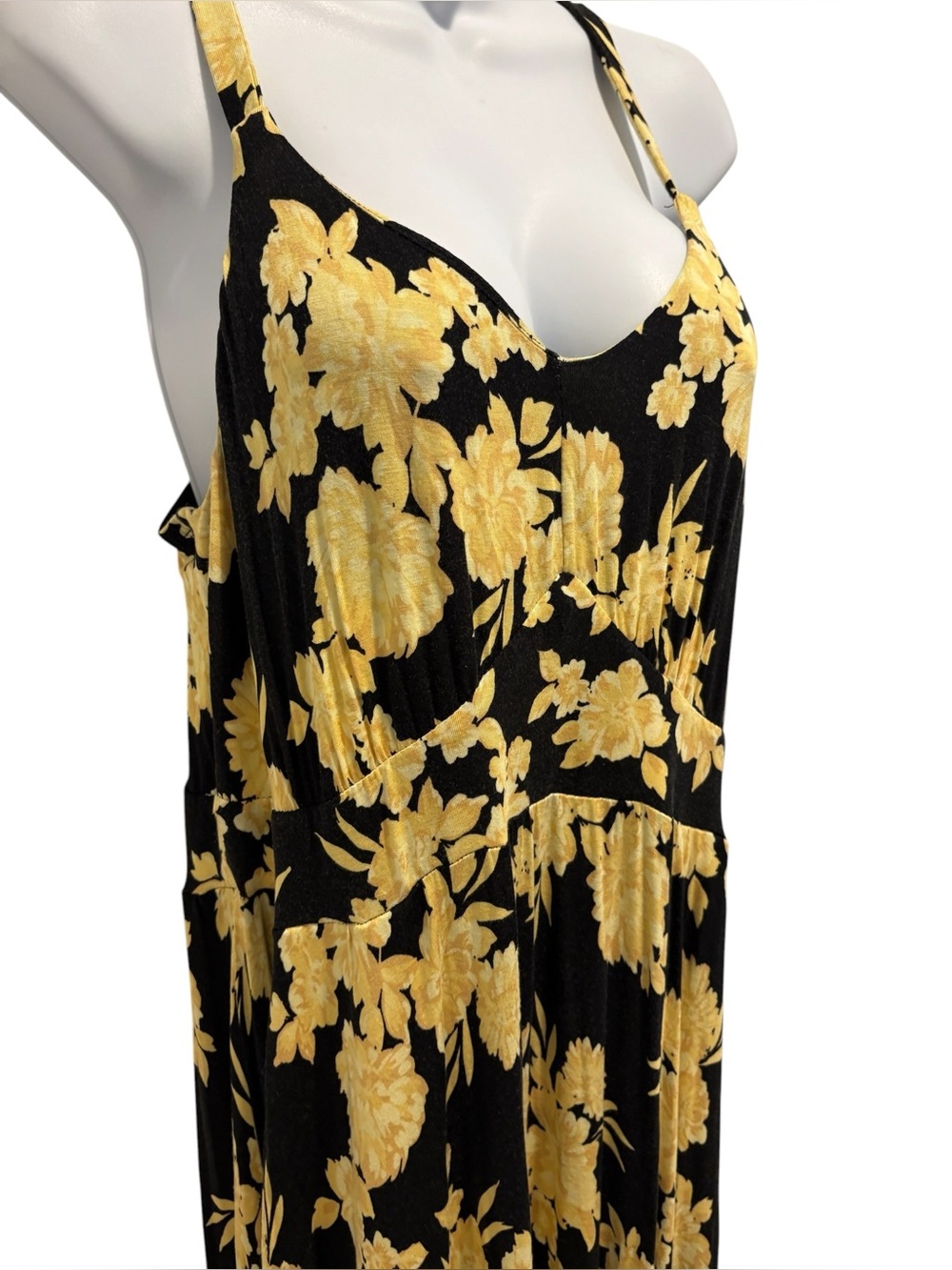 TORRID Women’s Sleeveless Tiered Maxi Dress Sundress Yellow Black Floral Size 1 - Picture 3 of 16
